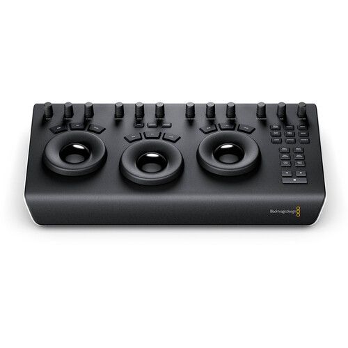 Blackmagic Design DaVinci Resolve Micro Panel con software Resolve