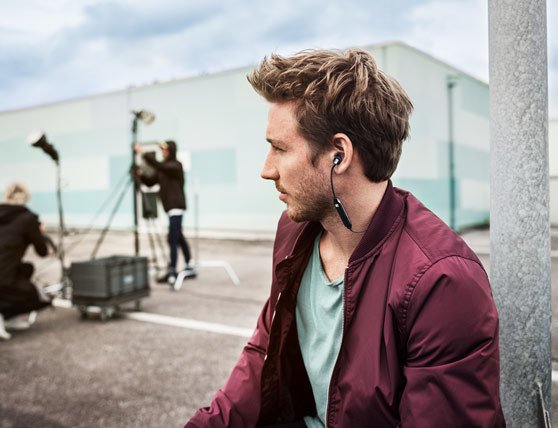 Sennheiser CS 6.00 BT en uso Audifono Bluetooth Sennheiser CX 6.00BT en uso